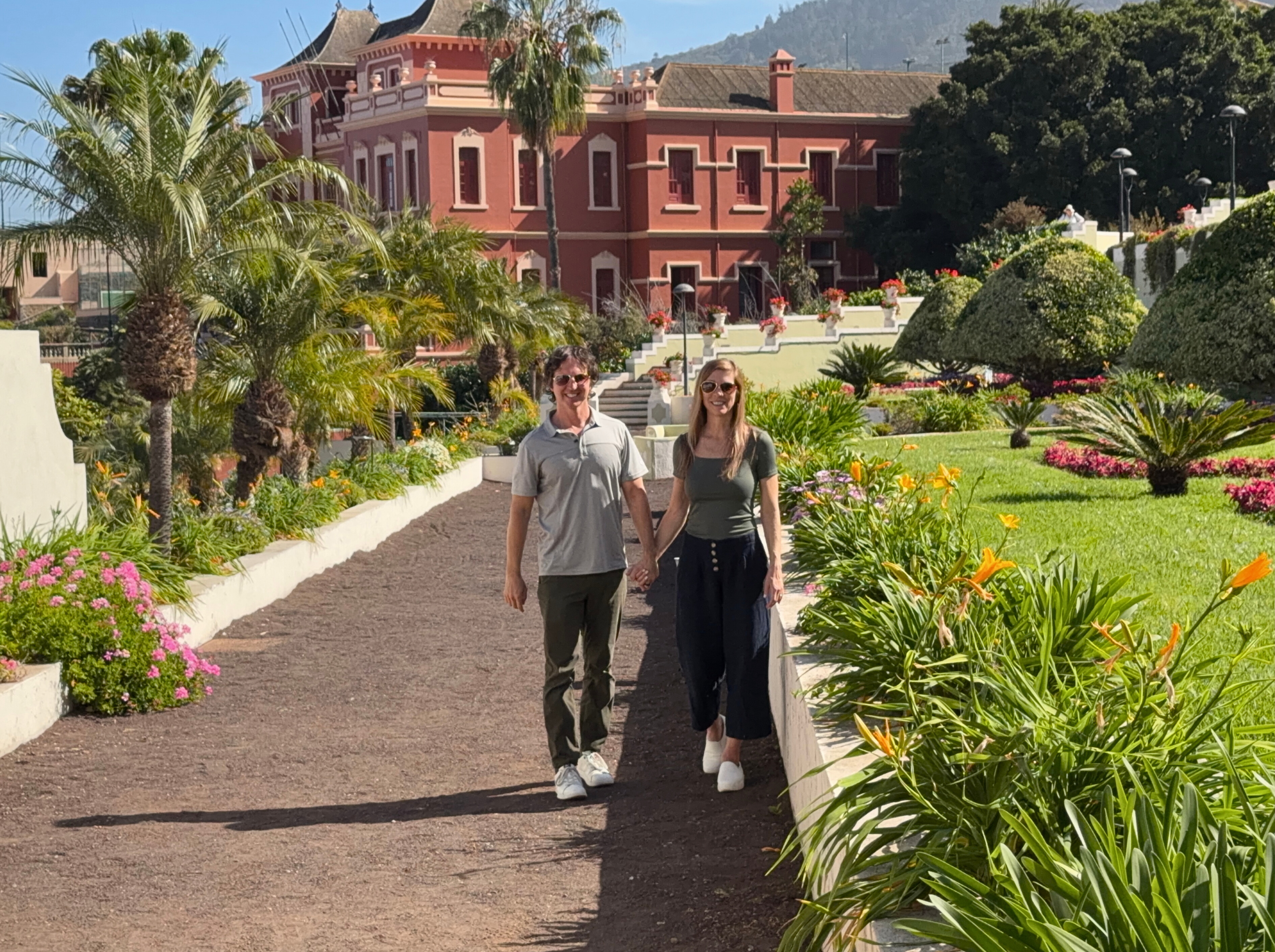 Sam and Stephanie walking through Victoria Gardens in La Orotava.